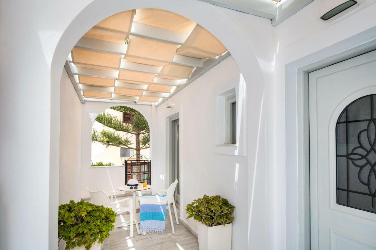 Soula Hotel Fira (Santorini)