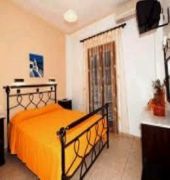 Soula Hotel Firá